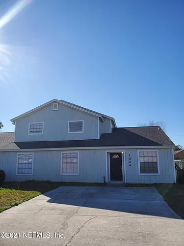 1024 Snug Harbour Ct Photo 1