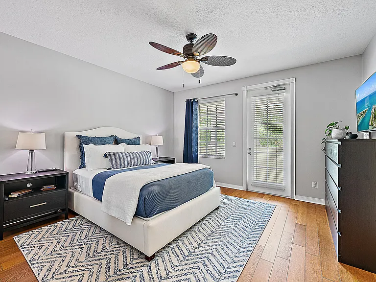 107 Rivinia Dr — Photo 5