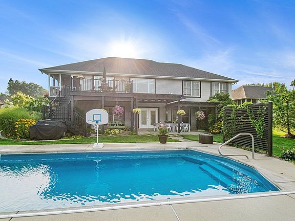 4th image of 51215 Enchanted Oak Ct