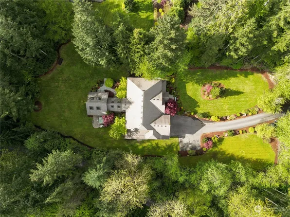 11327 Upper Preston Road SE, Issaquah, WA 98027