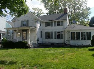 11 Nobert St, Warren, RI 02885