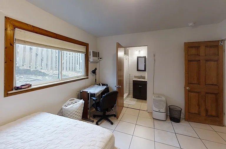 1544 Jones Dr #1544-2 — Photo 3