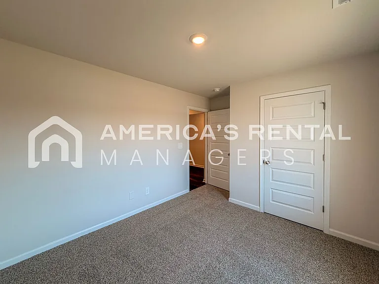117 Jonboy Ave — Photo 10