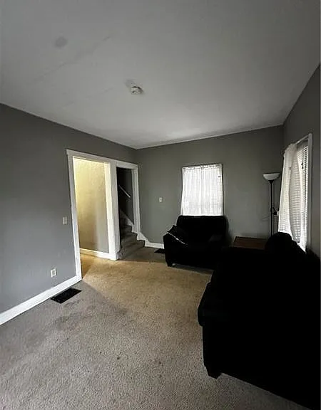 219 S 10th Livingroom_07162025
