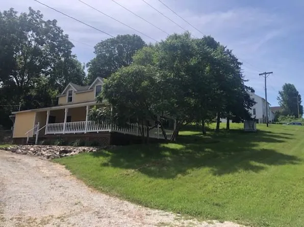 300 Elmwood St E, Lanesboro, MN 55949