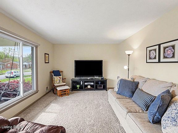 5th image of 11810 Poplarwood Dr