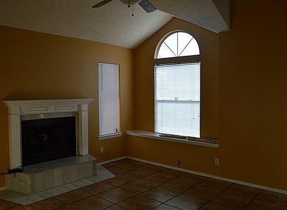 5th image of 11044 Golden Pond Dr