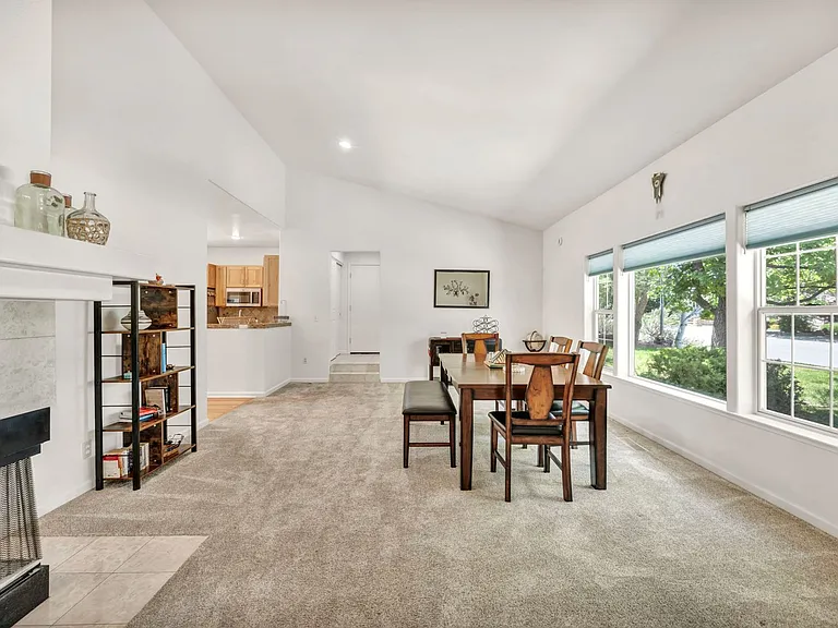 14220 W Windriver Ln — Photo 25
