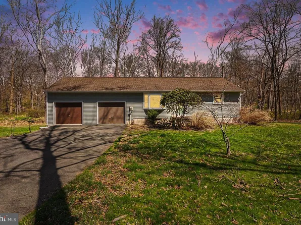 141 Paper Mill Rd, Barto, PA 19504