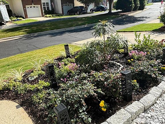 4th image of 102 Brush Stream Dr