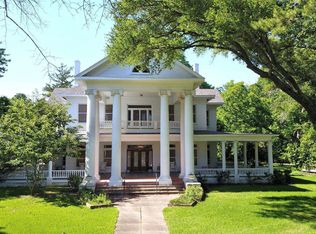 601 Hodges St, Palestine, TX 75801
