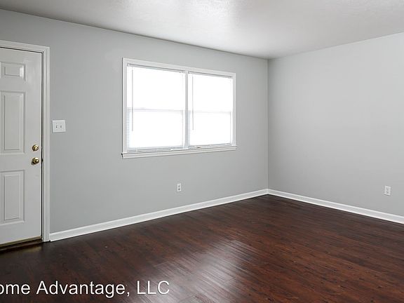 3rd image of 4708 Fury Way APT 37