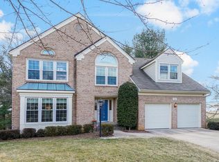 16 Argosy Cir, Gaithersburg, MD 20878