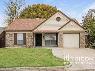 3709 River Birch Rd, Fort Worth, TX 76137