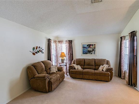 5th image of 7201 Hollowell Dr