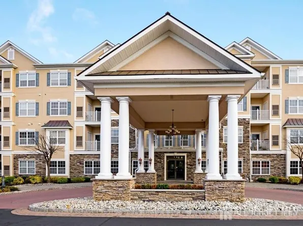 540 Cranbury Rd APT 323, East Brunswick, NJ 08816