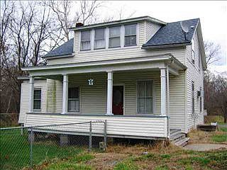 5th image of 229 Pearl St