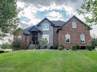 1031 Windsor Dr, Shelbyville, KY 40065