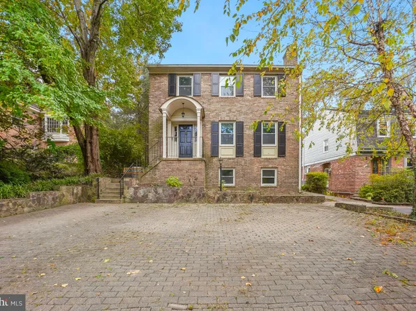 6871 Churchill Rd, Mc Lean, VA 22101