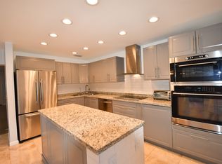 254 SW 8th St, Dania, FL 33004