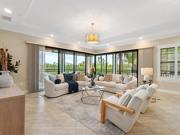 3rd image of 2768 Tiburon BLVD E #202