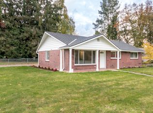 1604 W Pioneer, Puyallup, WA 98371