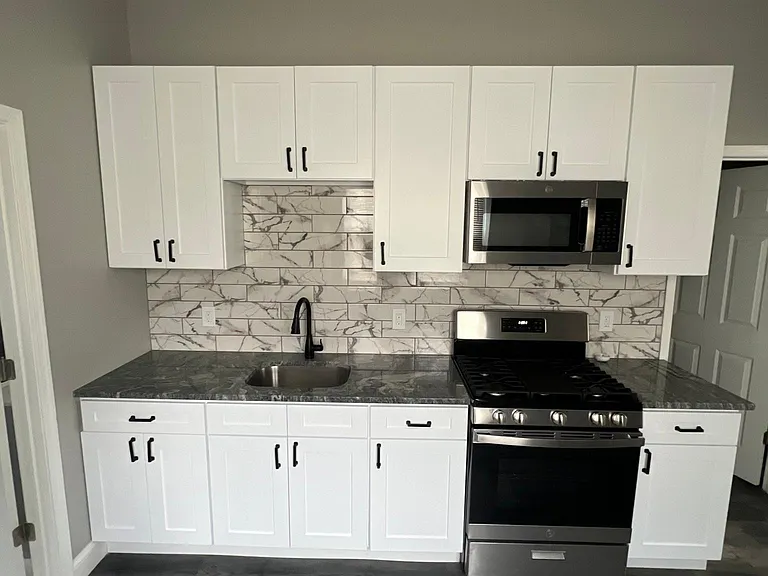 1122 Woodland Ave #1 — Photo 8