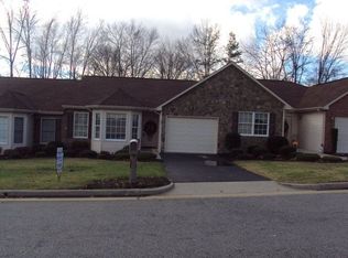 102 Charles Towne Dr, Danville, VA 24541