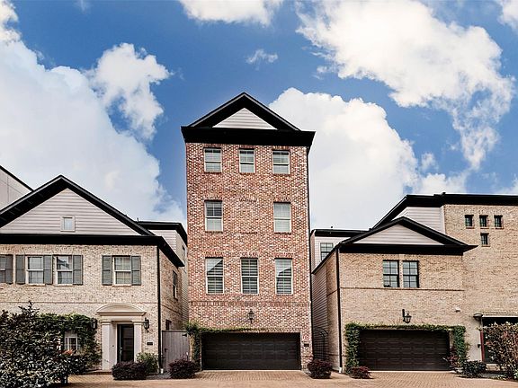 3rd image of 1323 Hunters Meadow Ln
