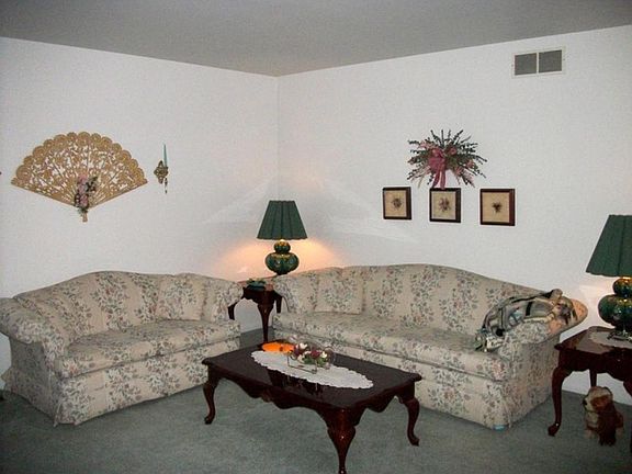 2nd image of 156 Oakwood Dr
