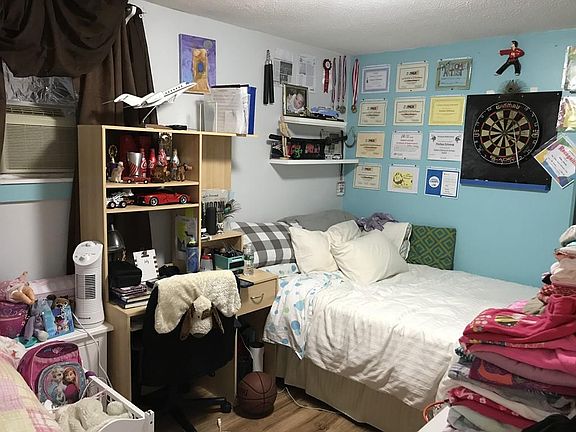 5th image of 800 Governors Dr APT 5