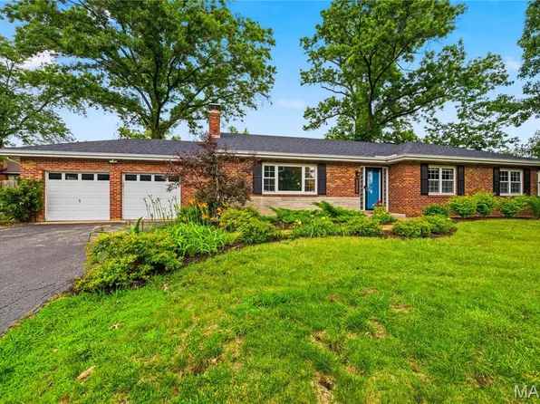 7323 S Rock Hill Rd, Saint Louis, MO 63123