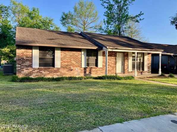 201 Strasbourg Dr, Lafayette, LA 70506