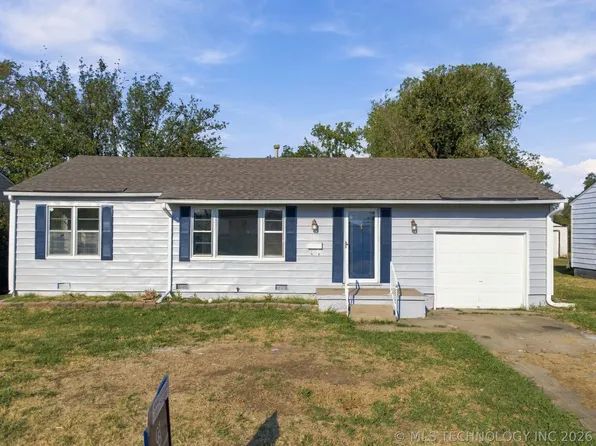 906 N Birch St, Owasso, OK 74055
