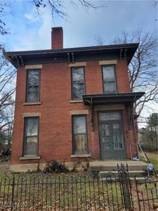 333 5th St, Elyria, OH, 44035