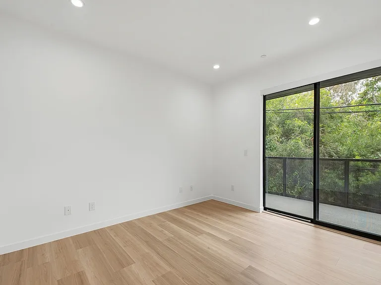 TALA Residences at 829 Larrabee Street — Photo 44