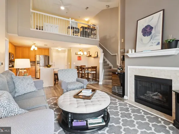 9480 Virginia Center Blvd Unit 403, Vienna, VA 22181