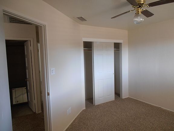 5th image of 1530 E Sierra St