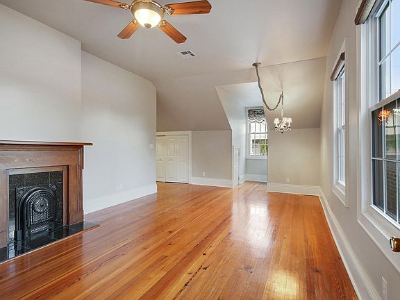 4th image of 1521 Pauger St