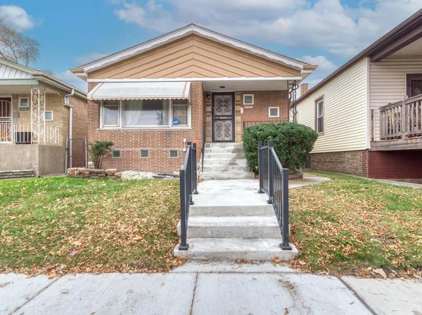 2243 E 92nd Pl, Chicago, IL 60617