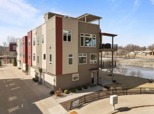 1141 E Banta Ct, Appleton, WI 54915