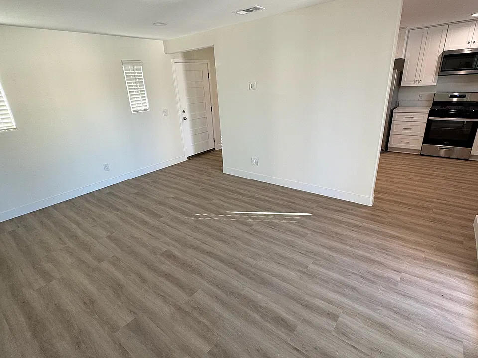 Living Room (Downstairs)