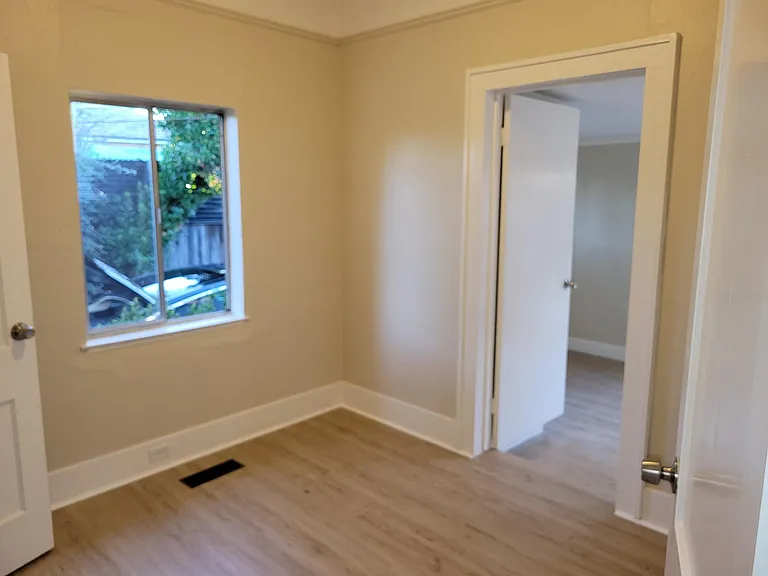 3142 Oak Knoll Dr — Photo 7