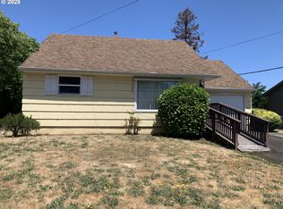 12007 SE Kelly St, Portland, OR 97266