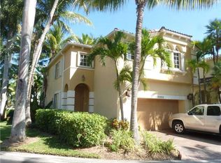 20825 NE 30th Pl, Aventura, FL 33180
