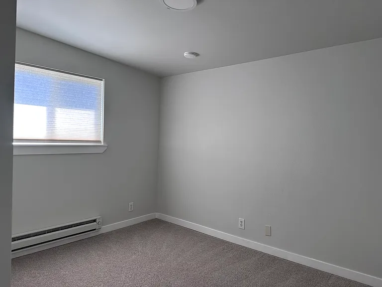 6842 NE 153rd Pl — Photo 13