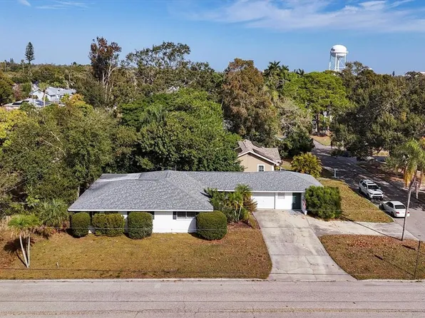 2008 20th Street Ct W, Bradenton, FL 34205