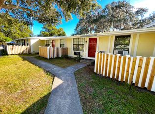 420 Mills St APT 25, Leesburg, FL 34748