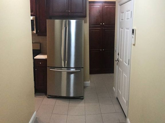 4th image of 7 Washington Ave APT 1A