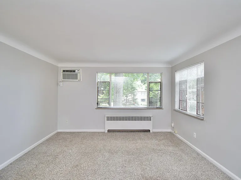 6142 Dryden Ave #4 — Photo 2